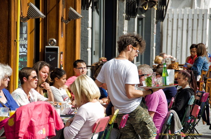 Café scene in Place Saint-Géry 